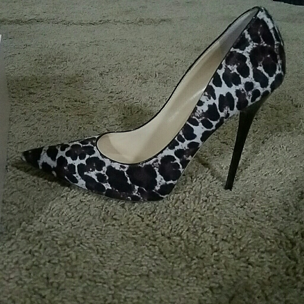 Jimmy Choo Anouk pumps